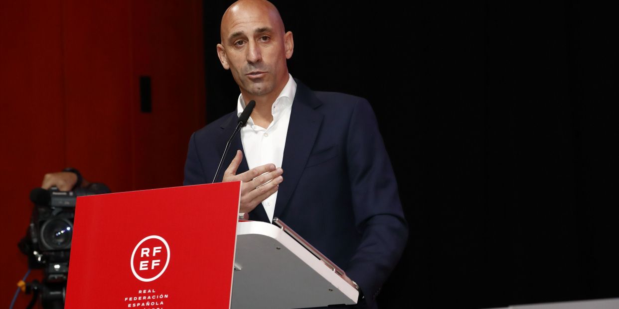 Rubiales Dimite Como Presidente De La RFEF