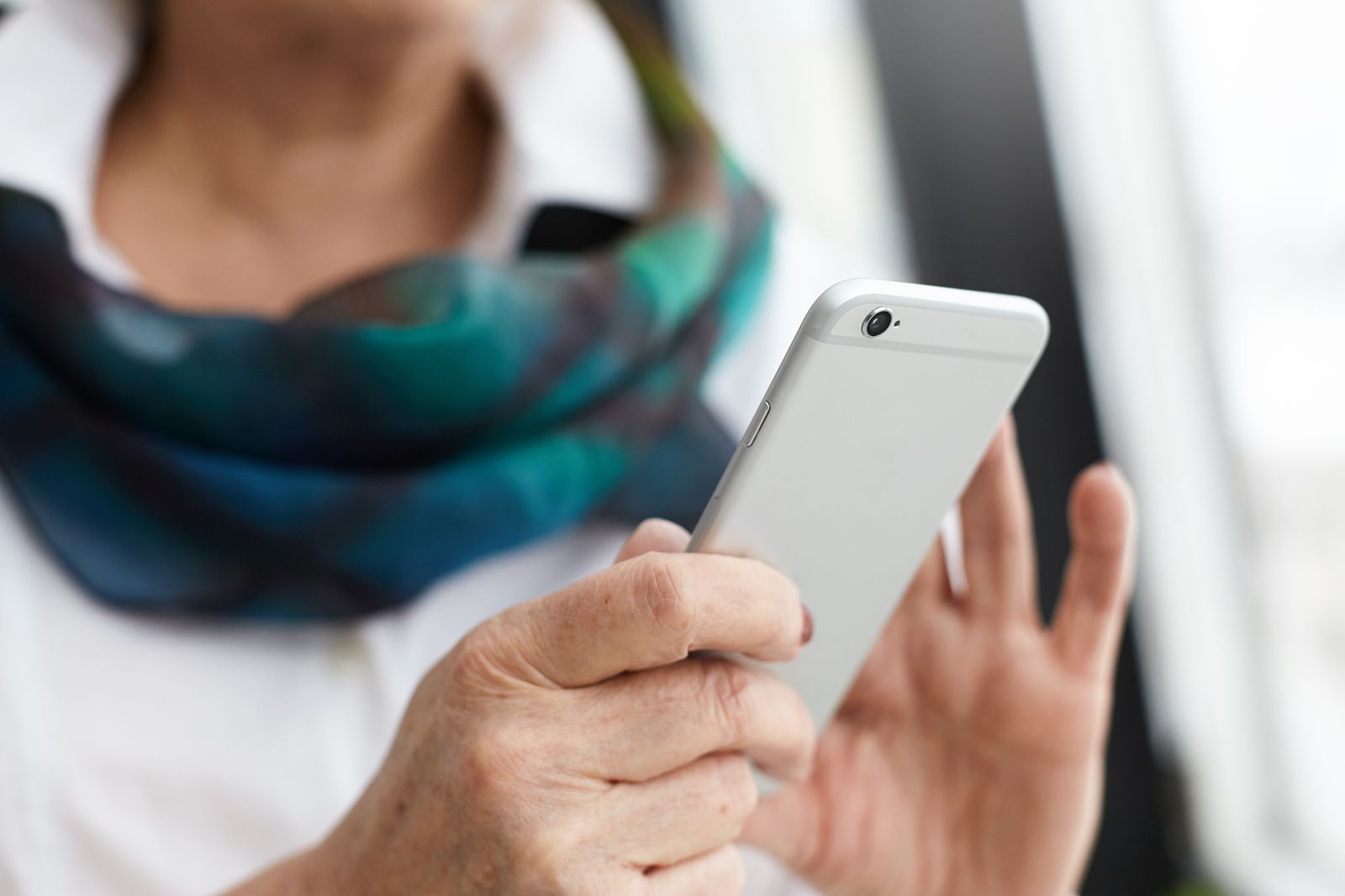 Novedades en el MWC: un asistente telefónico para que las personas mayores no olviden sus medicinas