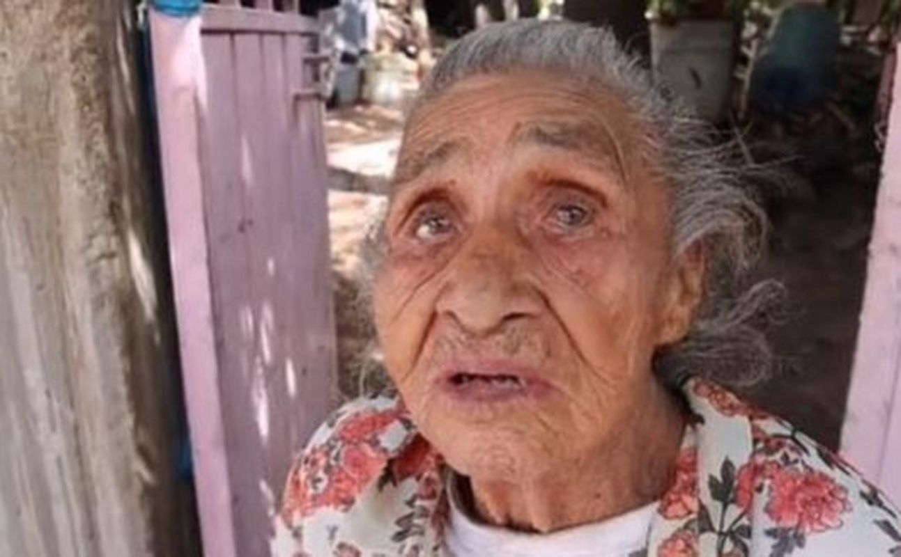 VÍDEO: La triste historia de Isabel, una mujer de 97 años que se siente abandonada por sus 16 hijos