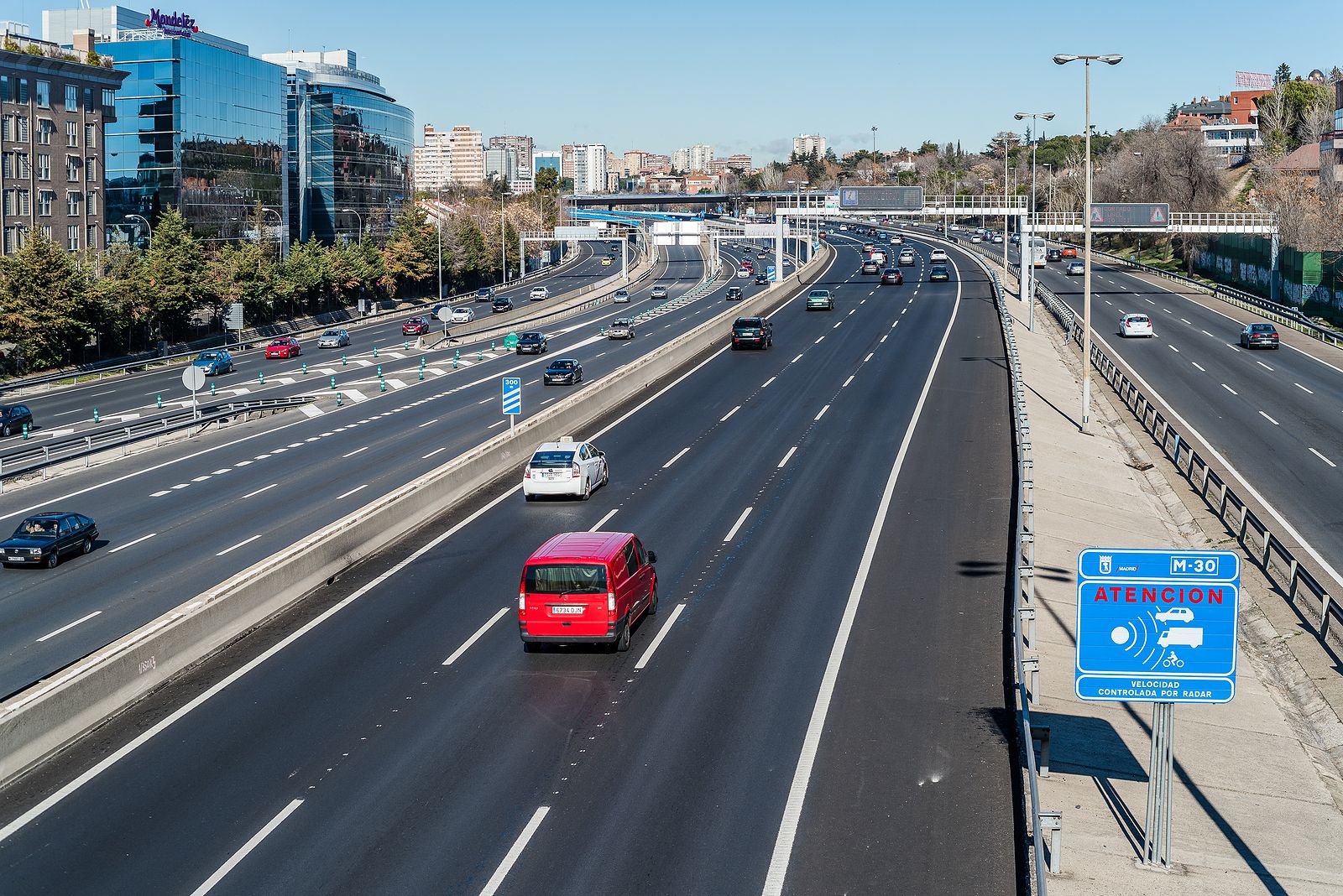 Pasos para recurrir una multa de velocidad por radar. Foto: Europa Press