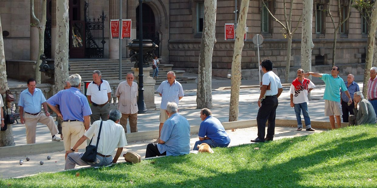 Los Pensionistas Que No Pueden Pedir La Ayuda De Euros