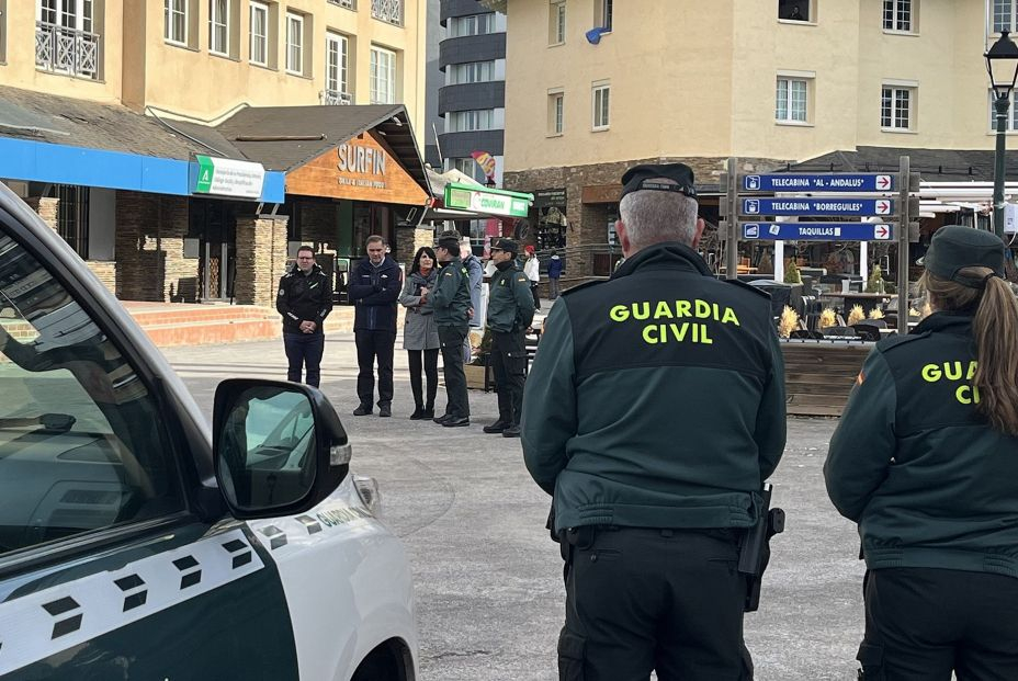 Guardias civiles denuncian que su pensión mensual es 750 euros menor que la de los Mossos d'Esquadra