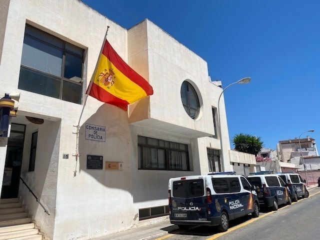 Ocho detenidos por estafar casi 60.000 euros a un hombre mayor que, desesperado, se suicidó