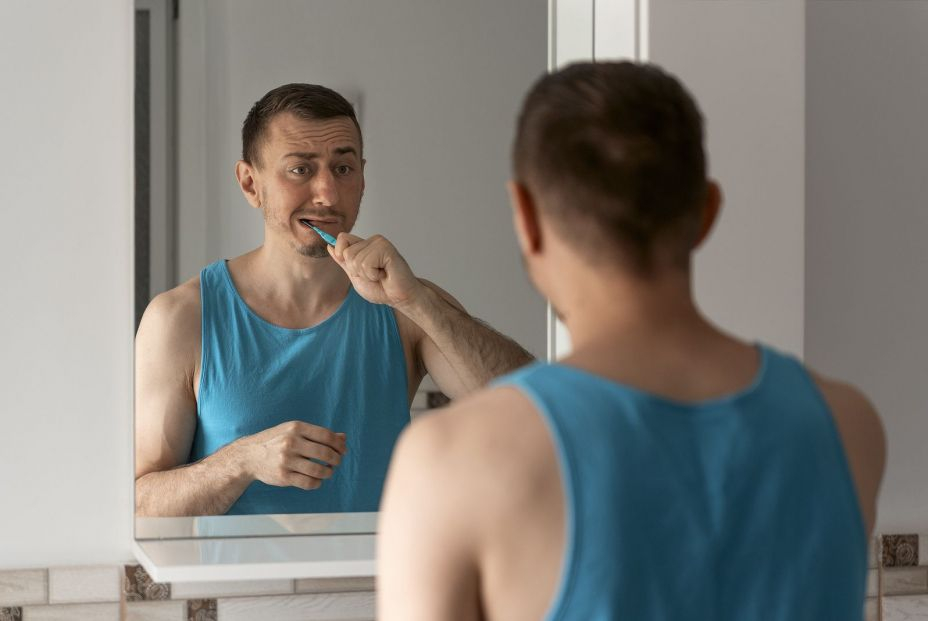 Lavarse los dientes 30 minutos después de comer