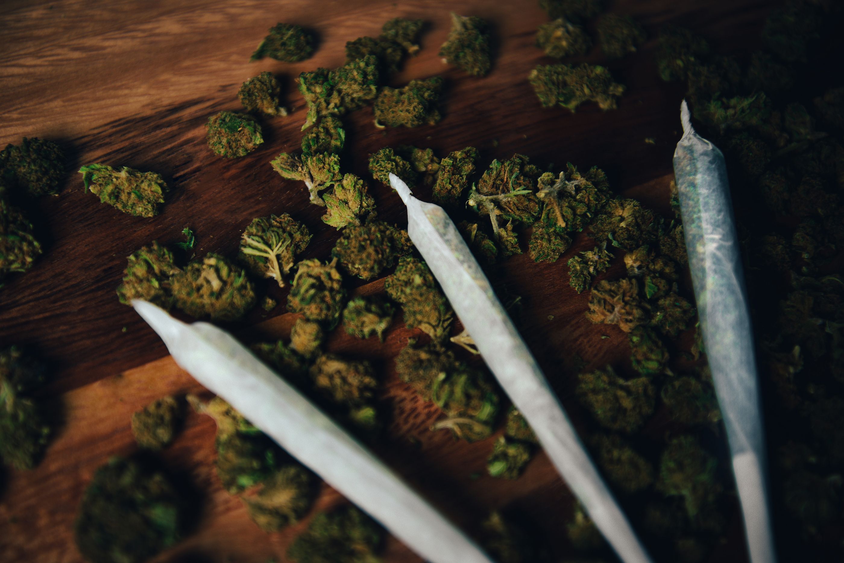 ¿Cuántos porros semanales de cannabis son peligrosos para la salud?