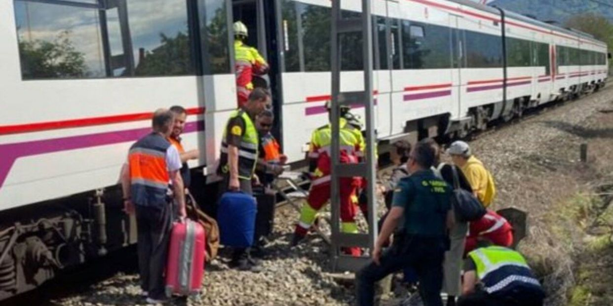 Muere Conductor De Tractor Tras Ser Arrollado Por Un Alvia