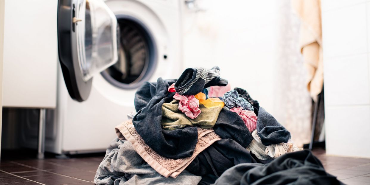 Cómo secar la ropa sin secadora en casa?