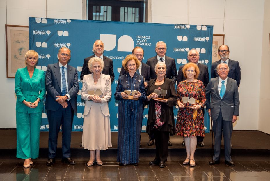 La Reina Sofía, Marcelino Oreja y Margarita del Val, Premios Valor Añadido al talento sénior