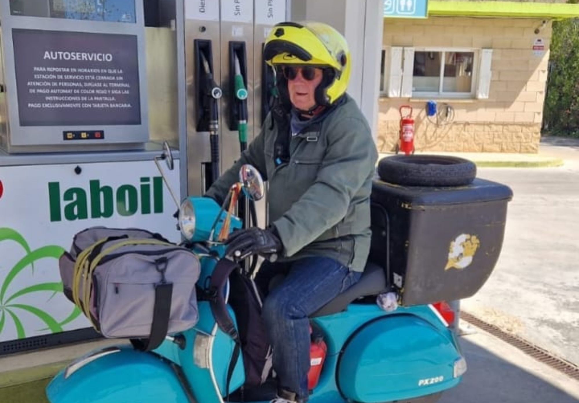 El zaragozano de 63 años que recorrerá las 27 capitales de la UE en Vespa: "Llevo años preparándome". Foto: Instagram