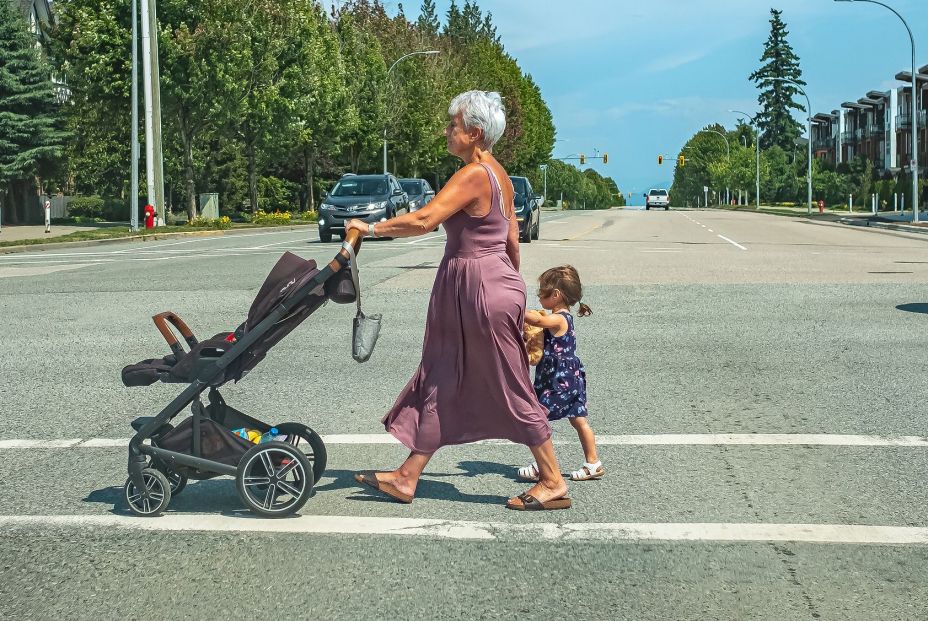 Los abuelos vuelven al cole con la merienda más cara que nunca: "Tenemos que ser muy imaginativos"