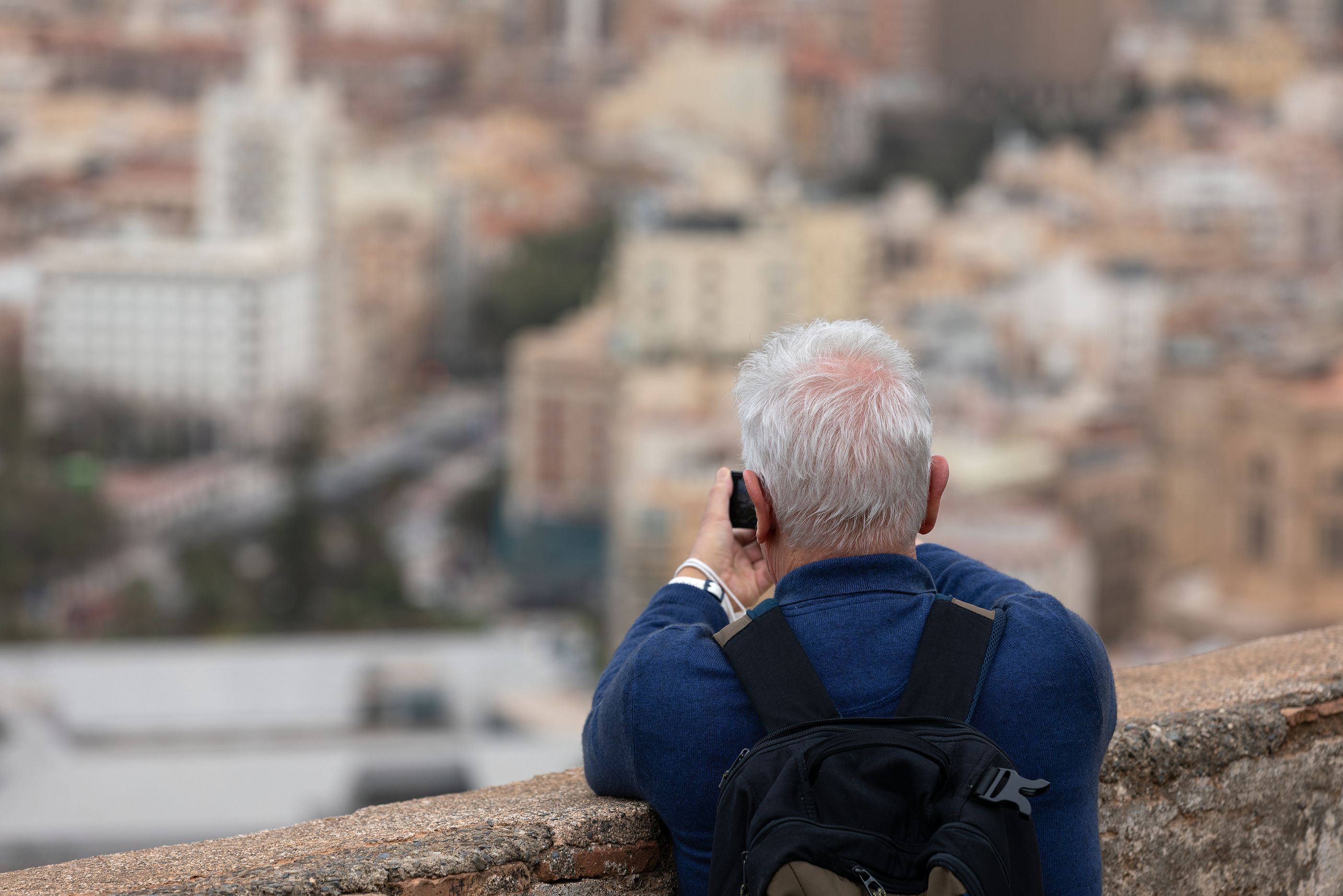 Málaga anuncia la creación de una Red de Municipios Comprometidos con los mayores. Foto: Bigstock