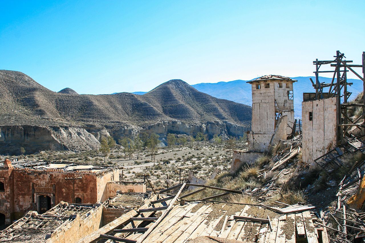 Se vende el poblado cinematográfico 'Western Leone', escenario de muchas películas del oeste