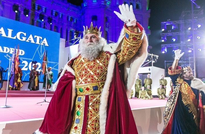 13 carrozas recorrerán las calles de Madrid en una Cabalgata de Reyes dedicada a los mayores