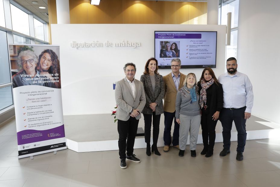 Málaga impulsa un proyecto para que jóvenes de los pueblos y mayores compartan vivienda. Foto: Europa Press