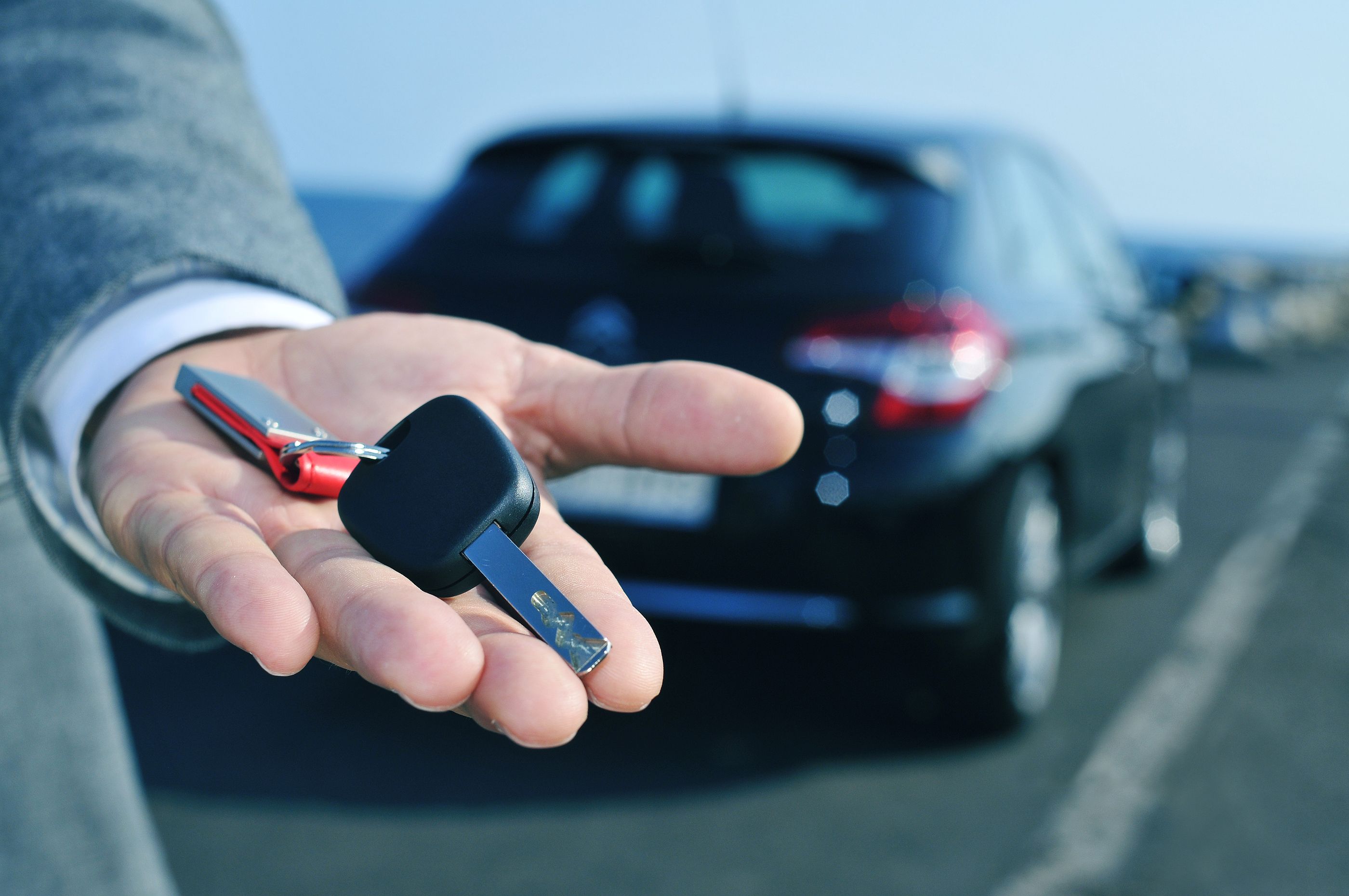 Los trabajadores no tendrán que pagar el IVA del coche de empresa, aunque haya deducción por renting