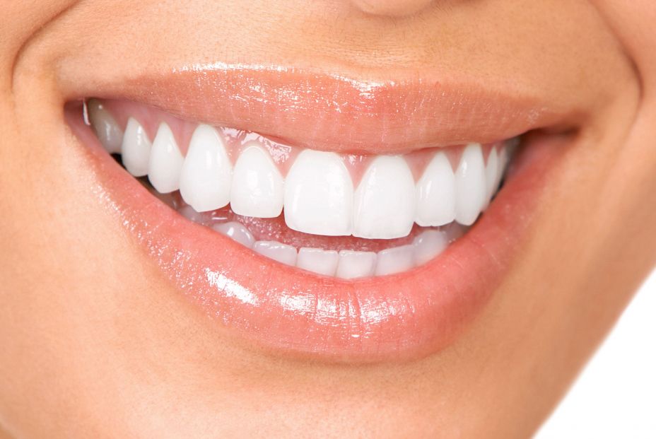 Este es el tiempo mínimo que debe durar el cepillado de dientes para que sea efectivo (Bigstock)