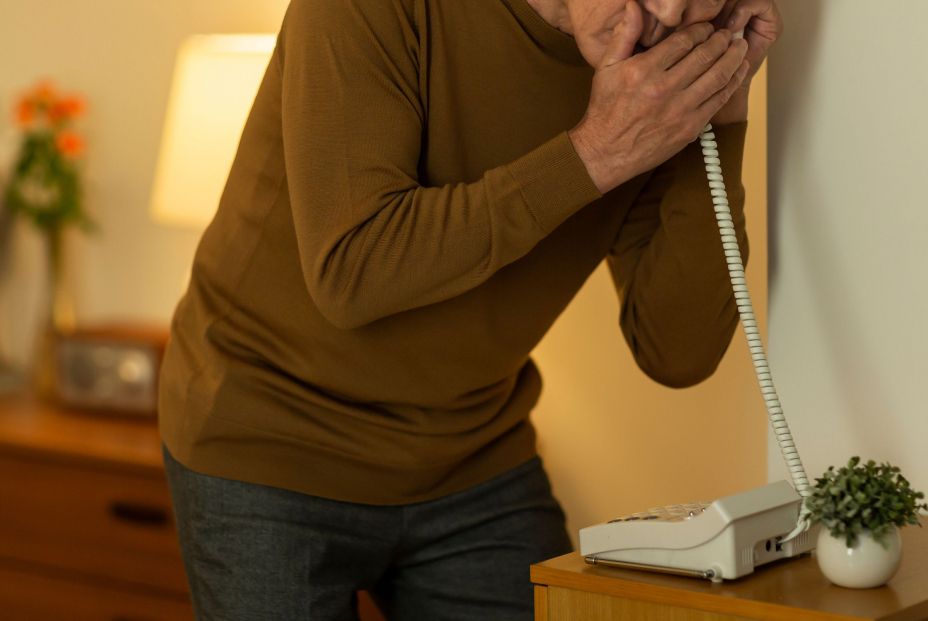 Le roban 6.000 euros a un hombre con la estafa del falso empleado bancario