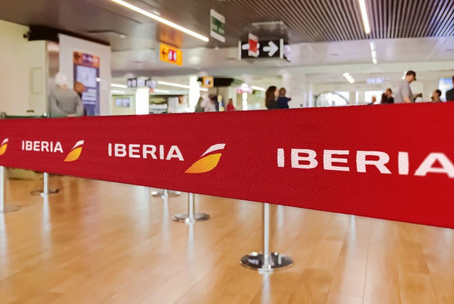 Iberia entre las aerolíneas más puntuales de Europa en 2024. BigStock