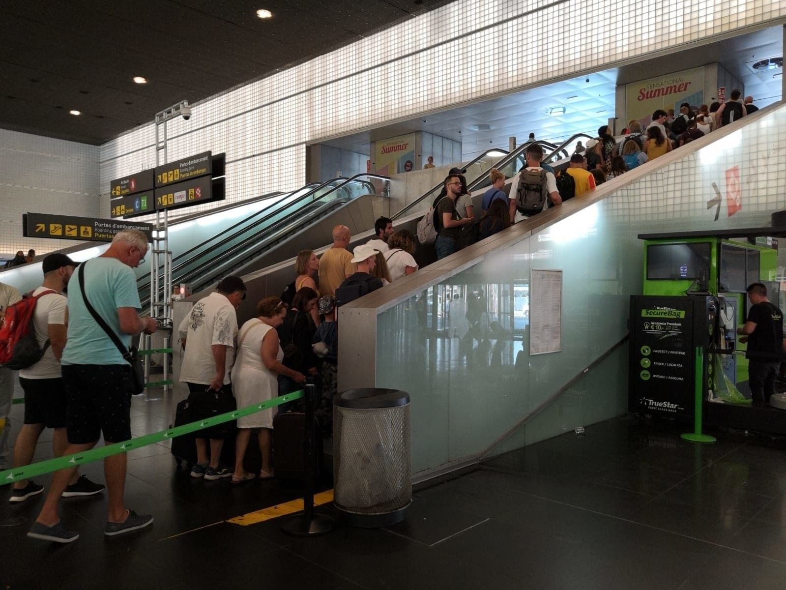 Colas en el Aeropuerto de Barcelona-El Prat