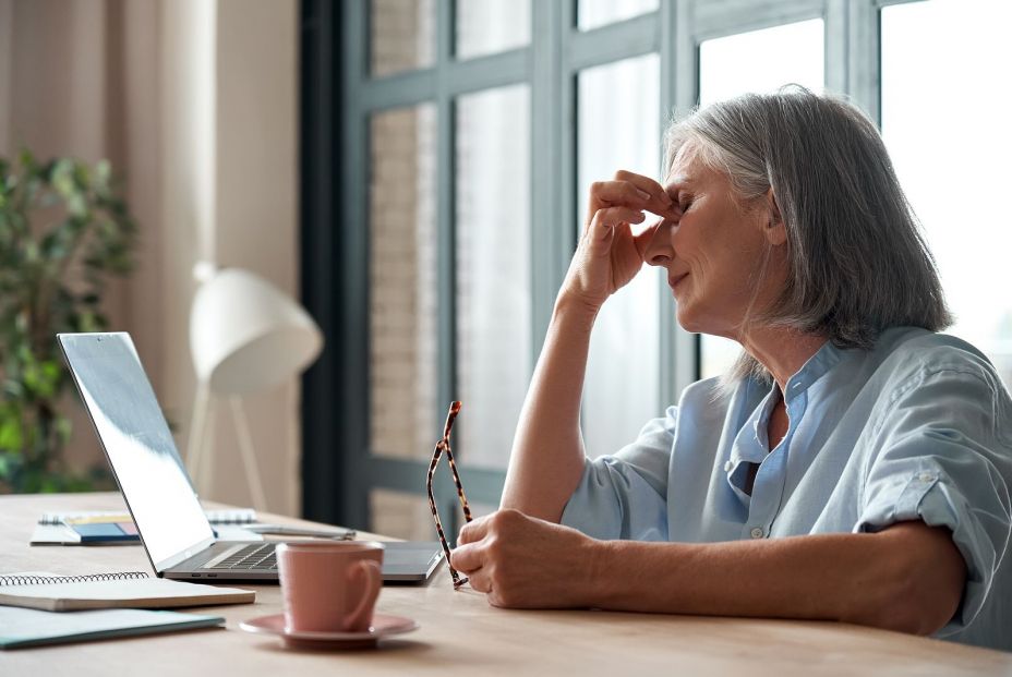 Conoce los síntomas psicológicos de la menopausia y las claves para cuidar la salud mental