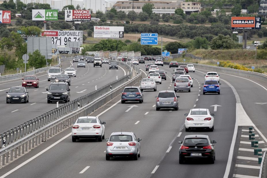 La DGT anuncia nuevas normas sobre el uso del carril izquierdo en autovías y autopistas