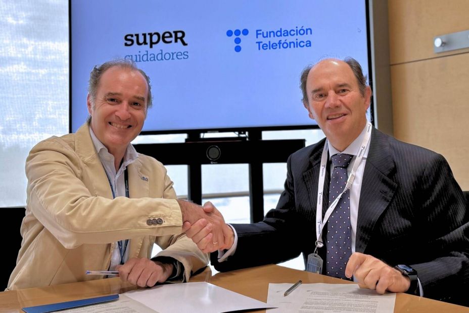 Fundación Telefónica y Supercuidadores se unen por la digitalización de los mayores