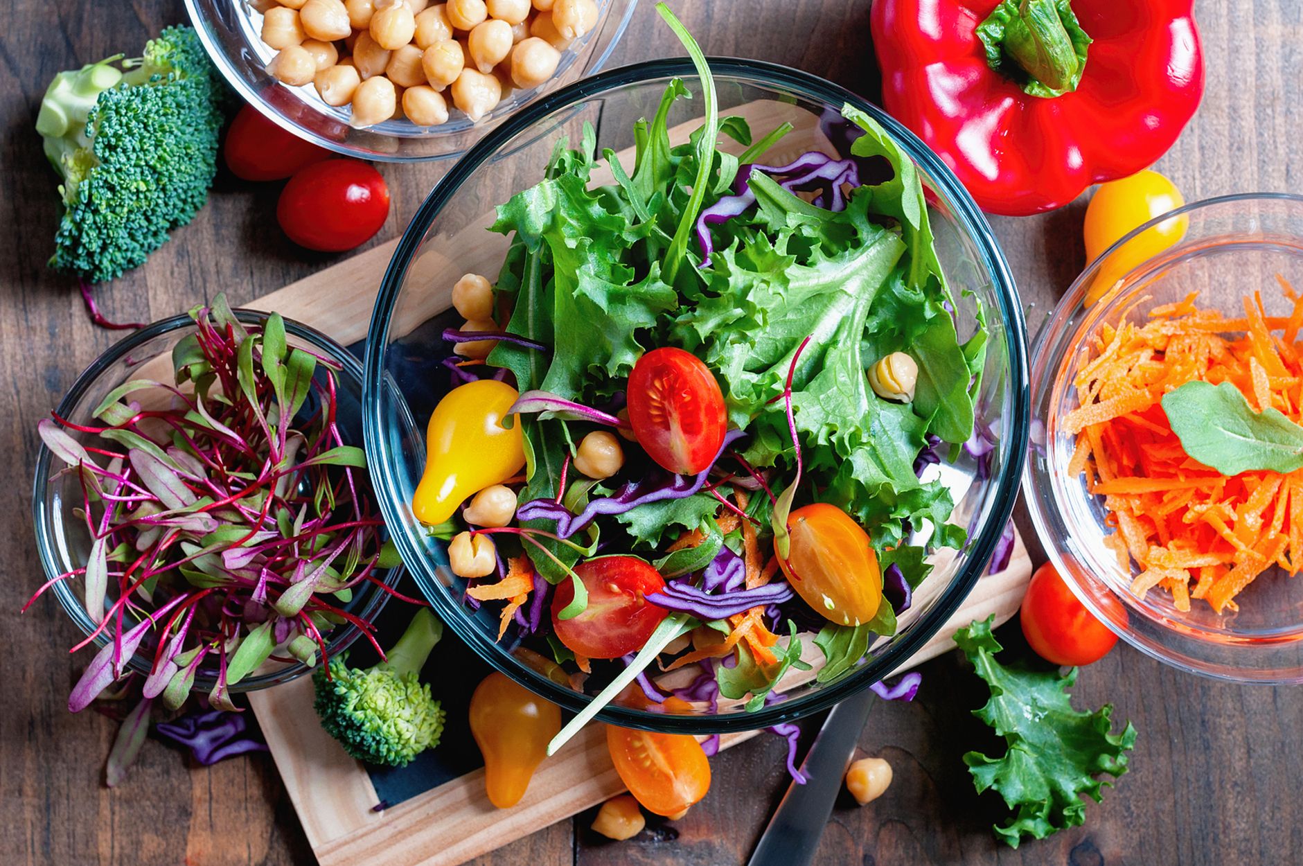 Las dietas vegetarianas y veganas se vinculan con una mayor longevidad y menor riesgo de enfermedad