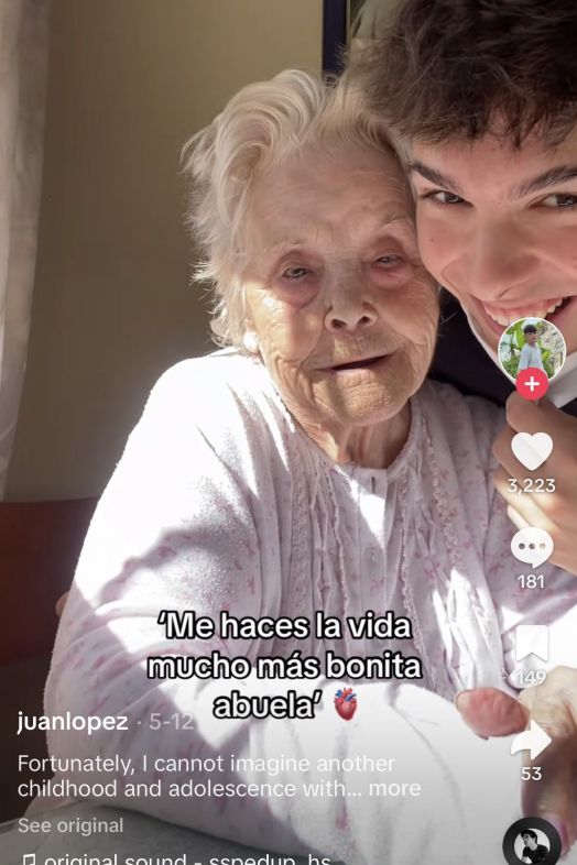 Juan y Francisca, la emotiva historia de una abuela y su nieto que ha conmovido a las redes. Captura Tiktok.
