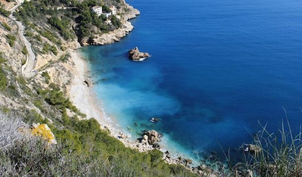 Las 5 mejores playas para sénior en Alicante (Portál Turístico Xàvea)