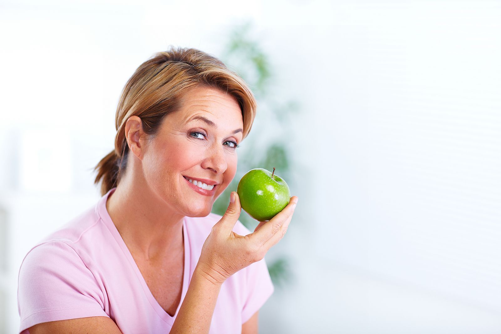 Todo lo que necesitas saber sobre nutrición saludable durante la menopausia