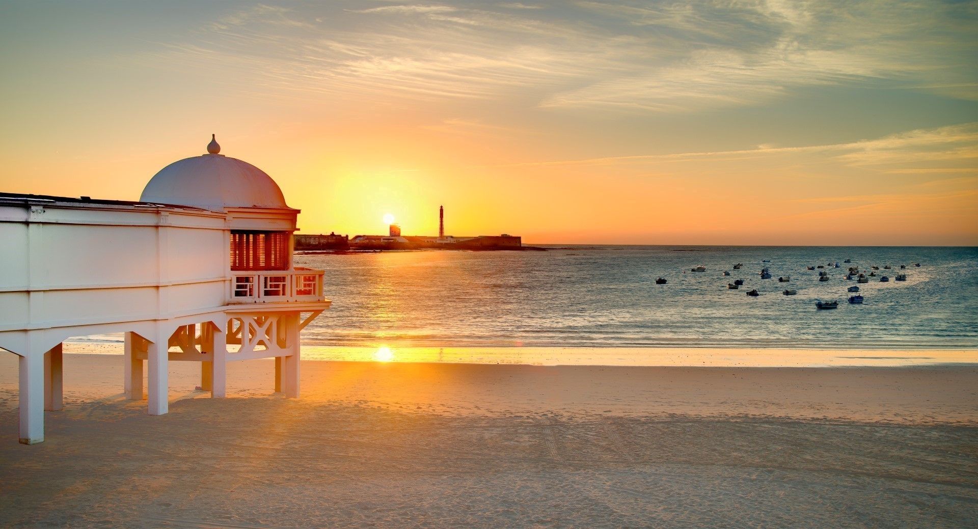 Las 5 mejores playas para sénior en Cádiz (Turismo de Cádiz)