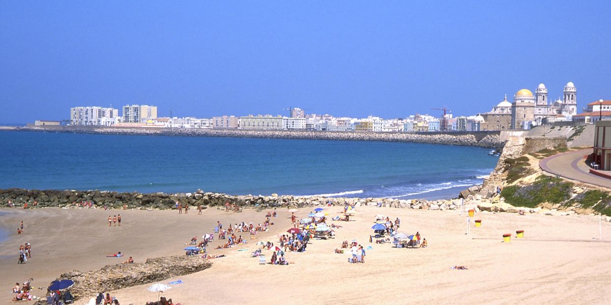Las 5 mejores playas para sénior en Cádiz (Junta de Andalucía)