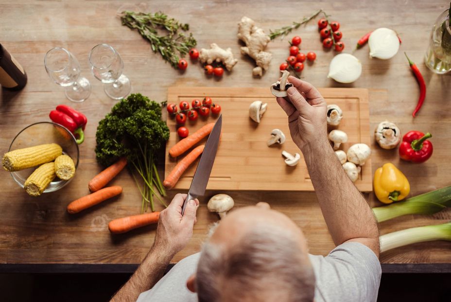 Esta es la dieta que pone freno al cáncer de próstata