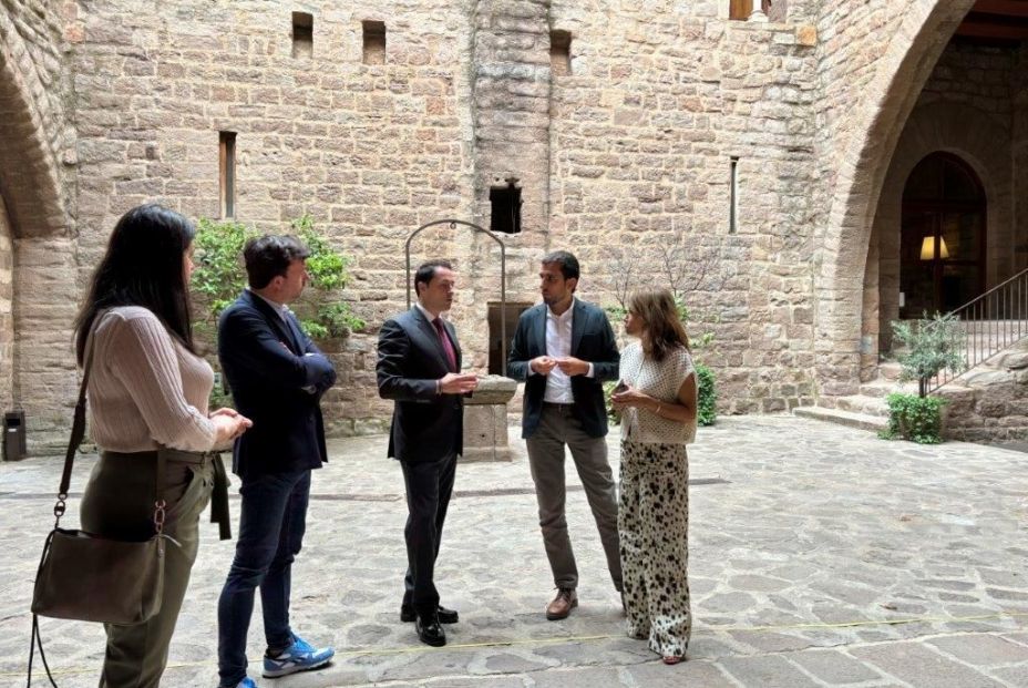 Paradores anuncia una ambiciosa inversión de 3M€ en obras de mejora en el Parador de Cardona