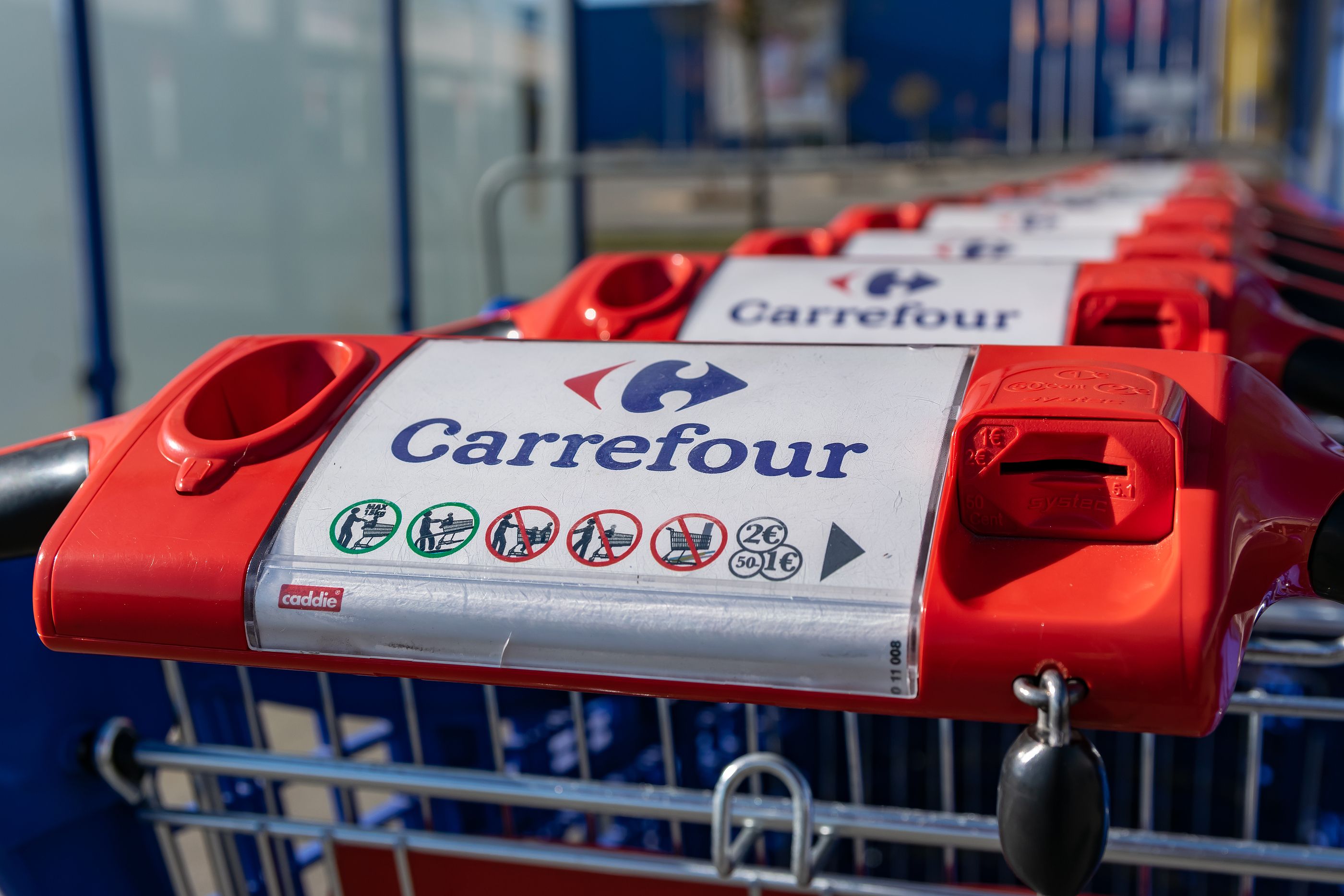 5 novedades de Carrefour para los mayores (Bigstock)