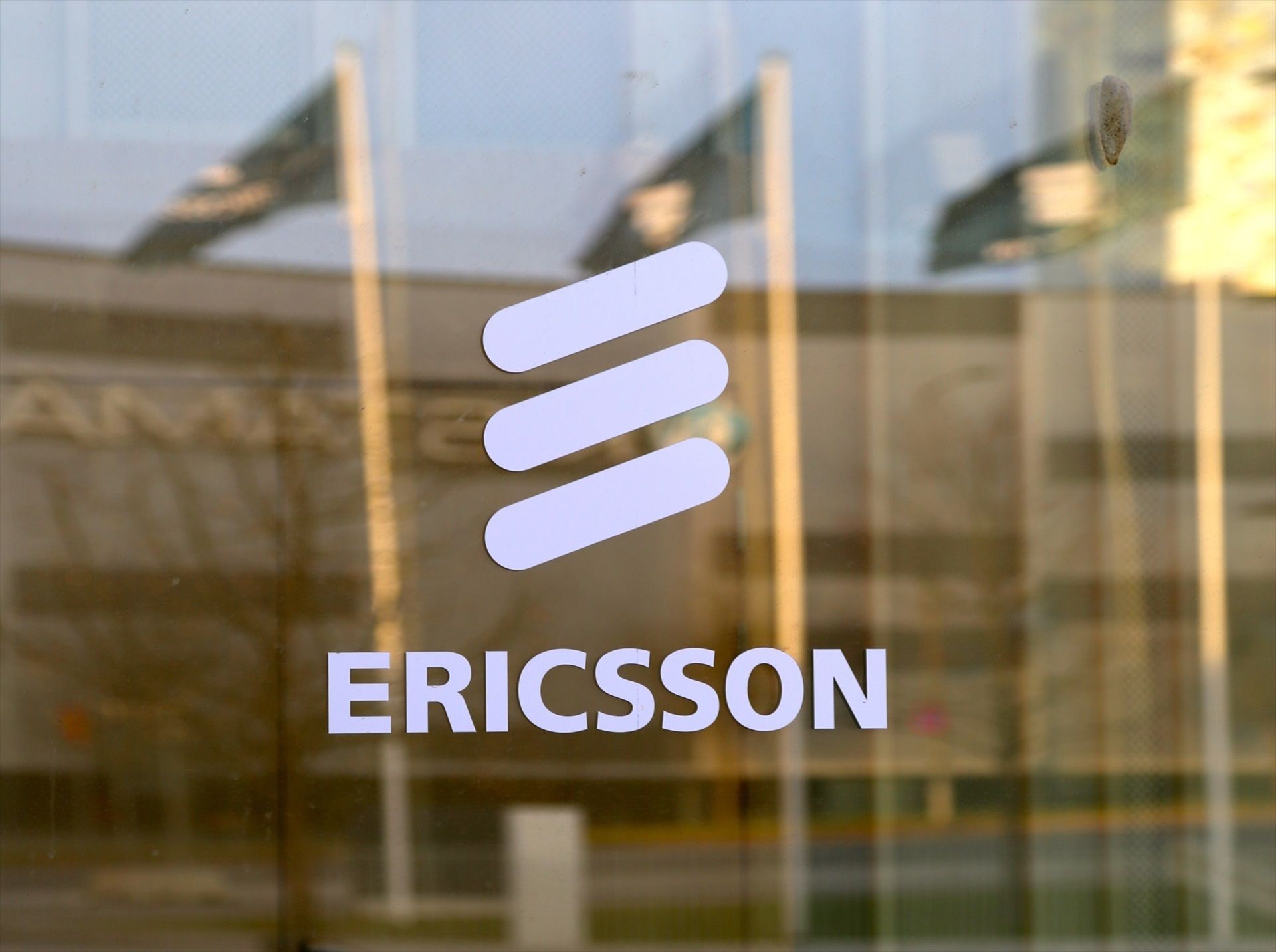 Denuncian edadismo en Ericsson: el 70% de los despedidos en 2023 eran trabajadores sénior