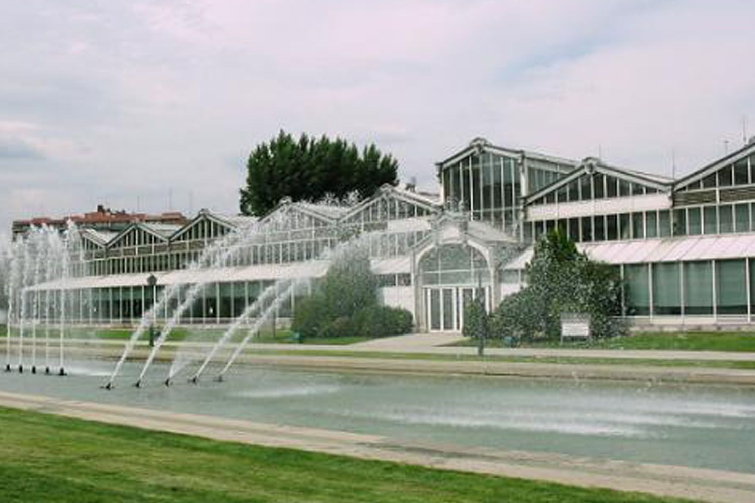 Descubre el Palacio de Cristal de Arganzuela e invernadero (Turismo Madrid)