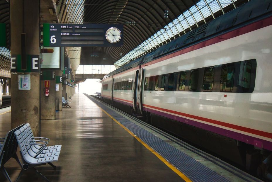 Renfe lanza una campaña con billetes desde 7 euros para viajar este verano