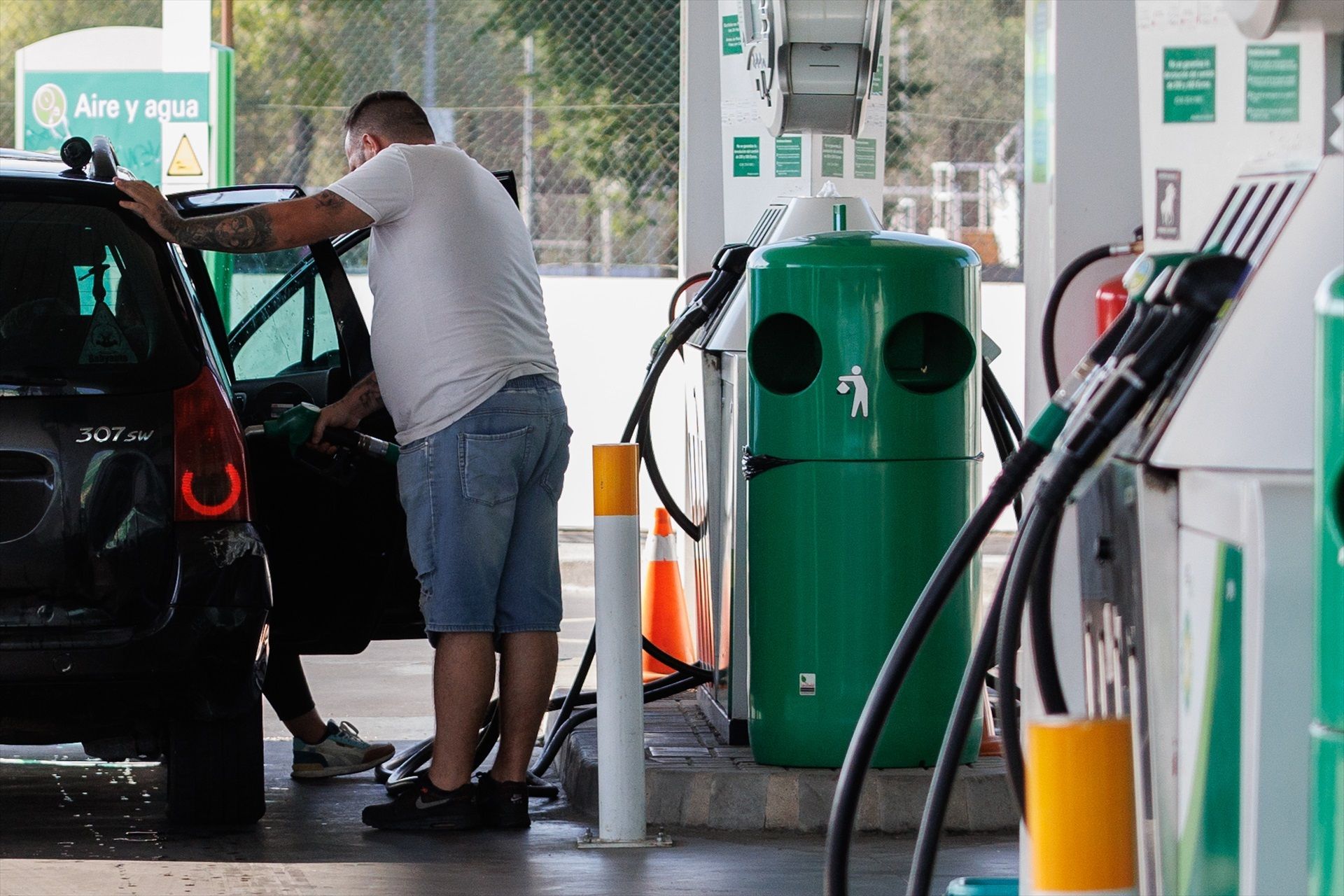 La inflación cae al 3,4% en junio por la bajada del precio de los carburantes