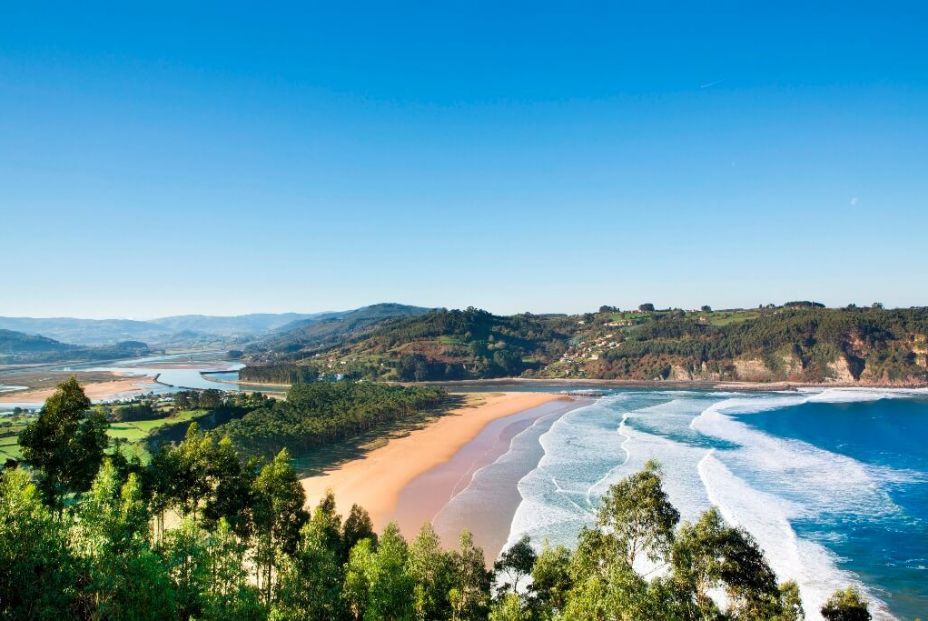 5 mejores playas para sénior en Asturias (Turismo Villaviciosa)