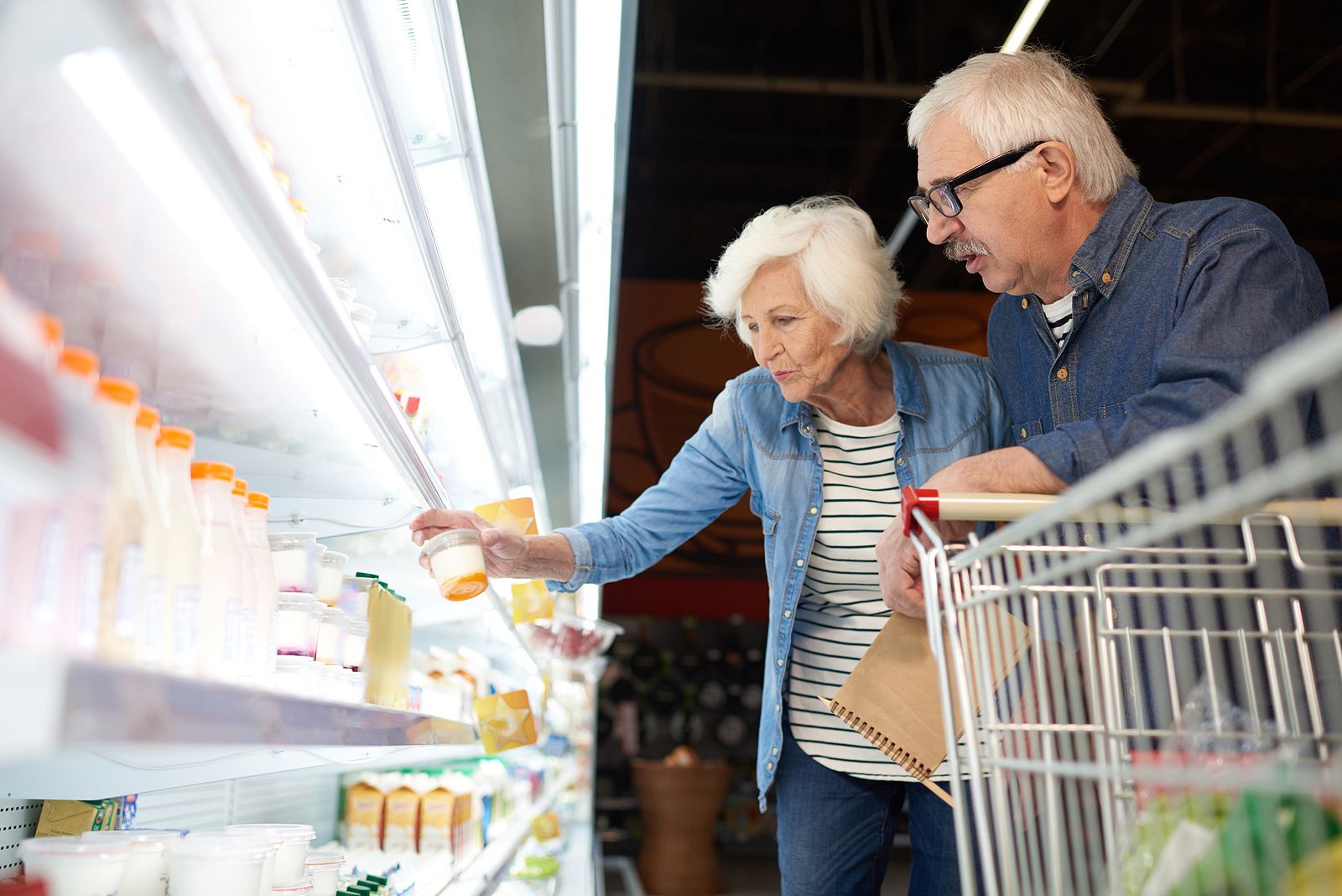 Supermercados en el foco de los ganaderos por utilizar la leche como reclamo