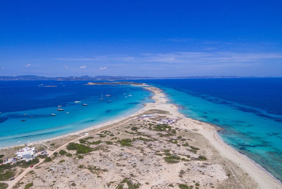 Estas son las 7 maravillas de España, según National Geographic. Ses Illetes. Turismo de Formentera. 