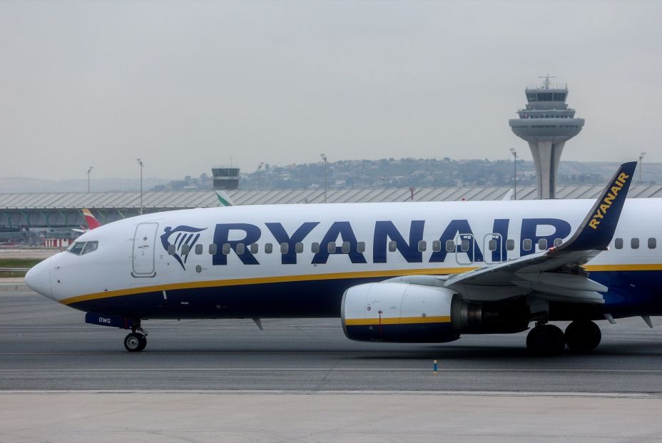 EuropaPress 5663804 avion aerolinea ryanair aeropuerto adolfo suarez madrid barajas enero 2024