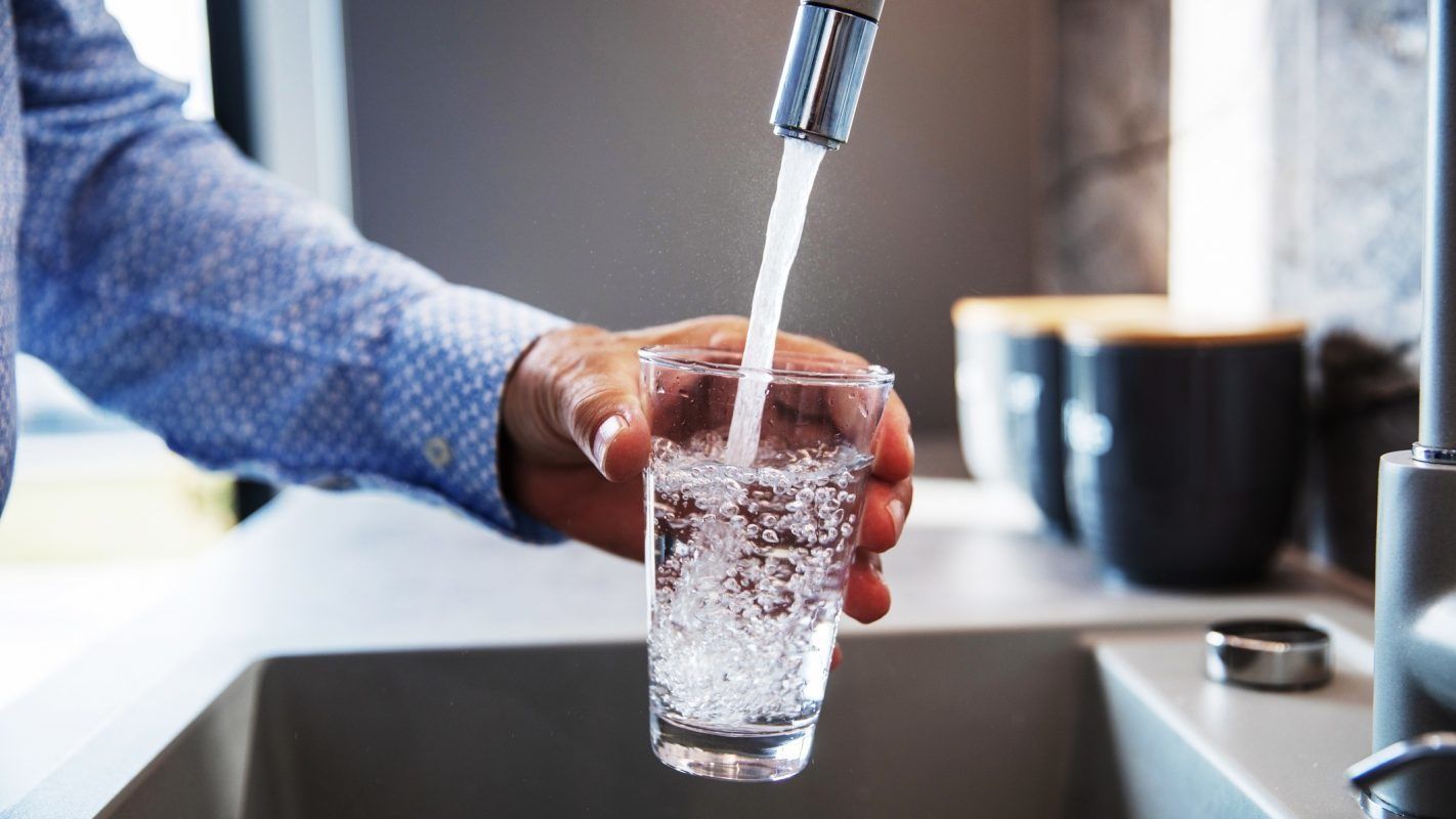 Agua del grifo en los restaurantes de Madrid: el 96% de los madrileños la prefieren. Foto: EuropaPress