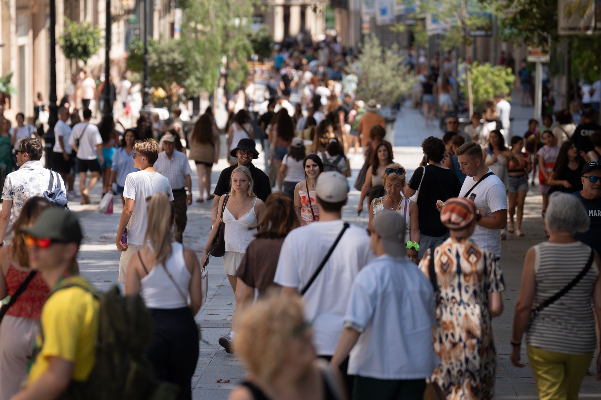 La población residente en España supera ya los 48,7 millones de habitantes. EuropaPress 