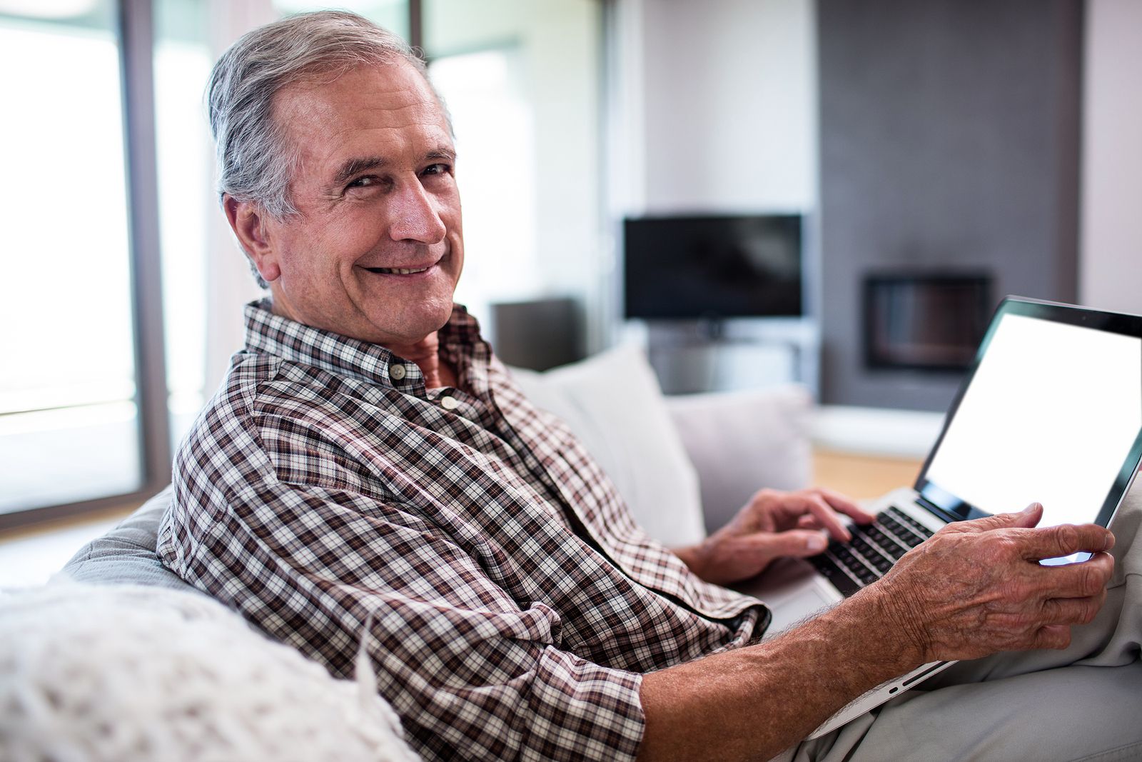 Los españoles consumieron 2 horas diarias de Internet en julio de 2024