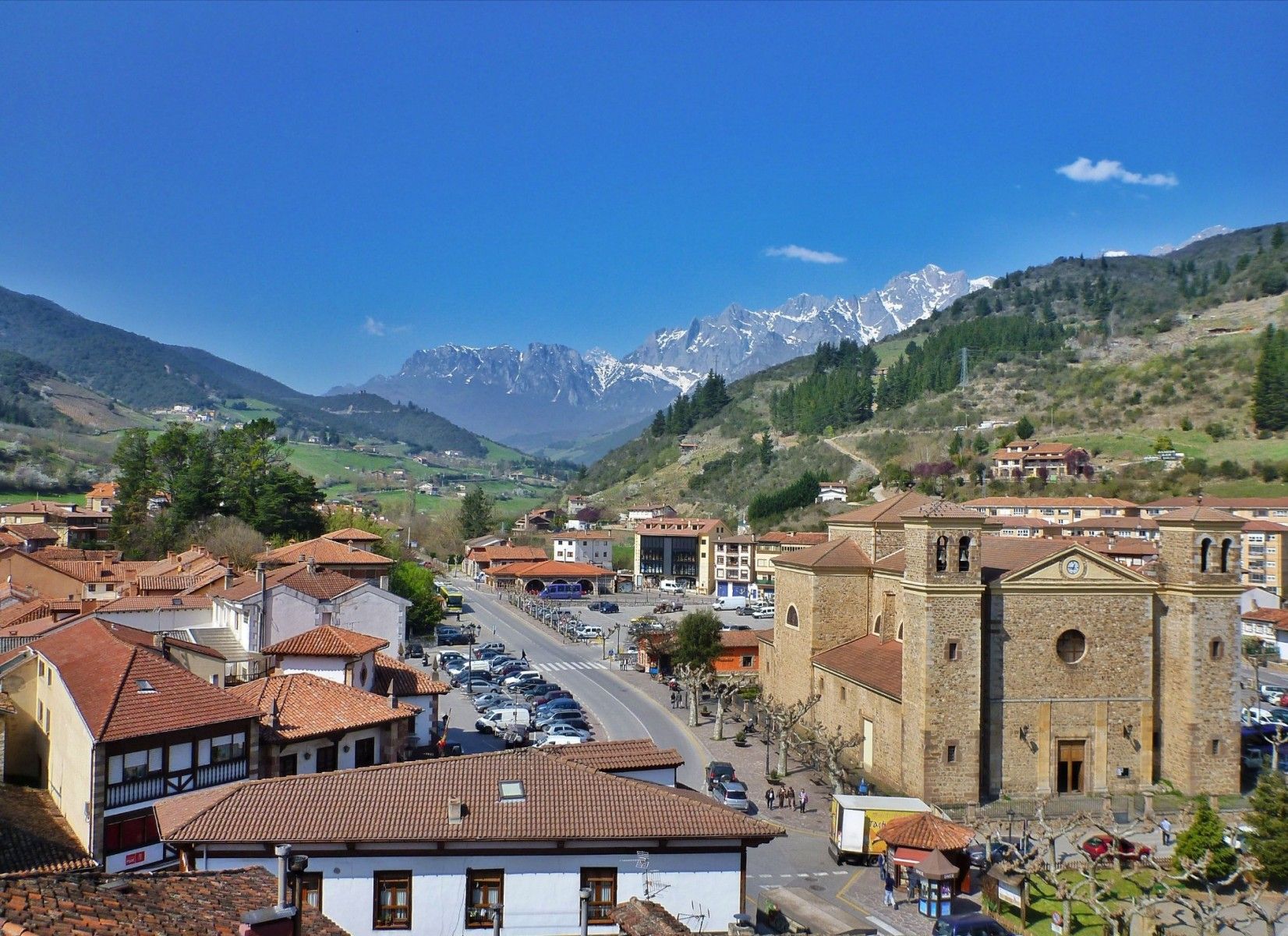 Los 5 mejores destinos rurales para viajar en otoño en España (Turismo de Cantabria)