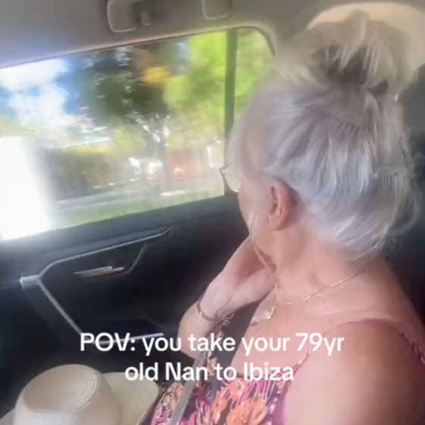 VÍDEO: El viaje viral de una abuela y su nieta a Ibiza (TikTok)