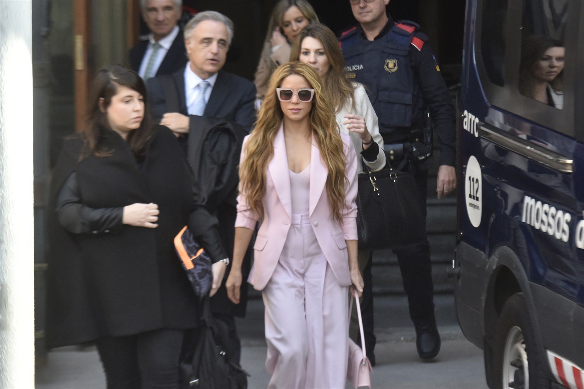 Shakira acusa a Hacienda de "prejuicios machistas" y querer "quemarla en la hoguera"