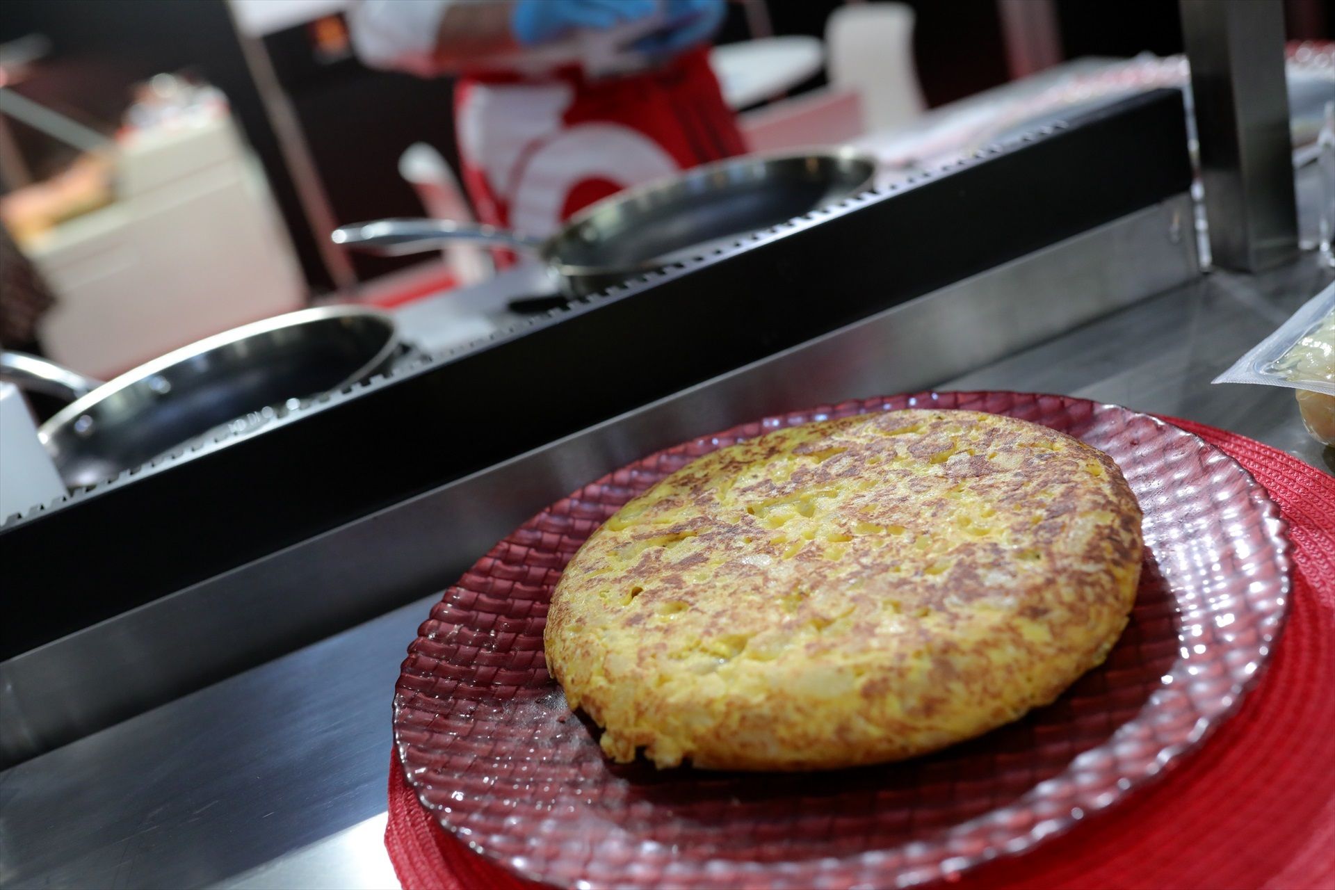 El CIS zanja el eterno debate: la tortilla de patata, ¿con cebolla o sin cebolla?